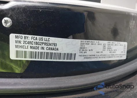 2023 Chrysler Pacifica Touring L z USA, uszkodzony, nr VIN 2C4RC1BG2PR534793